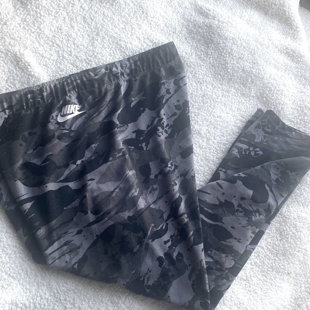 Nike leggings